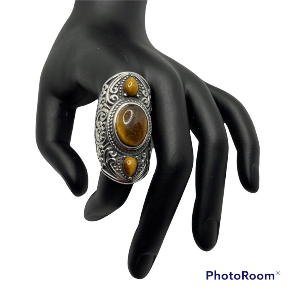 Tiger’s Eye Ring in Black Oxidized Stainless Steel Size 6